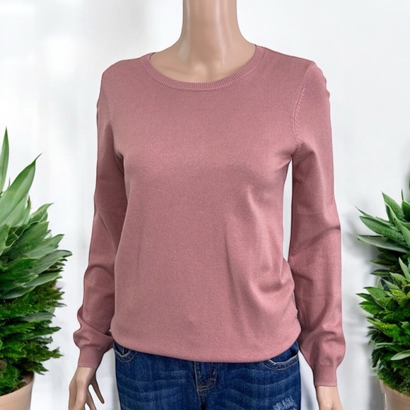 H&M Basics Dusty Rose Crewneck Pullover Sweater - Picture 4 of 16